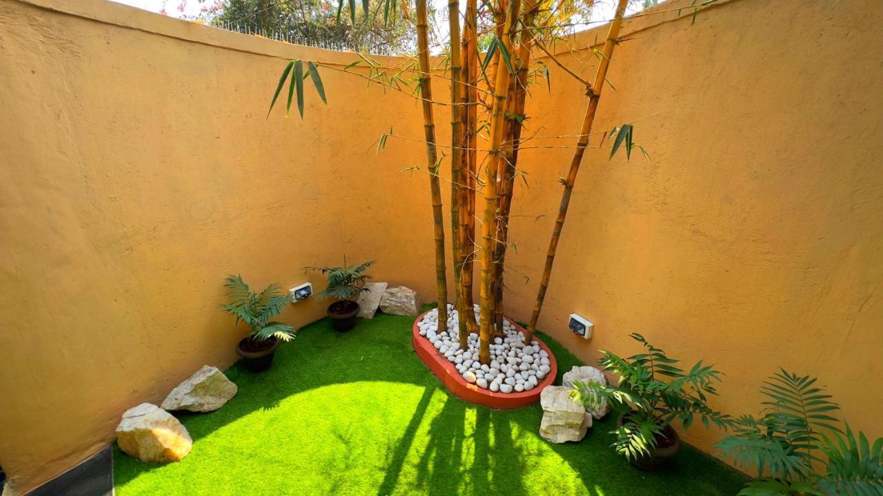 Peace Lily Cottage Карджат Экстерьер фото